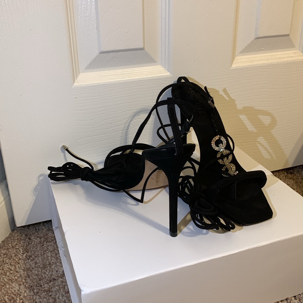 Schutz - Picture 3 of 8